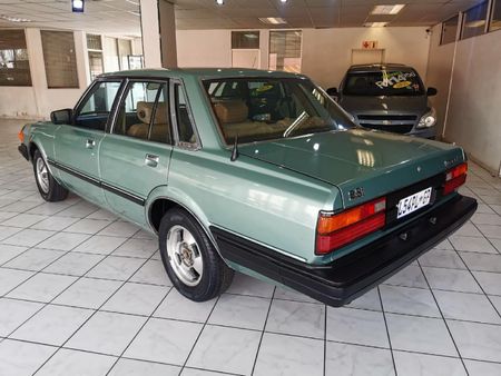1985-Toyota-Cressida-28i-Auto_3