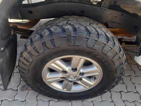 2015-Toyota-Hilux-2015-TOYOTA-HILUX-30-D4D-4X4_7