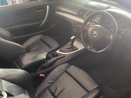 2012-BMW-1-Series-125i-Convertible-M-Sport-Auto_11