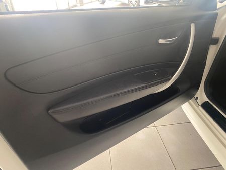 2012-BMW-1-Series-125i-Convertible-M-Sport-Auto_14