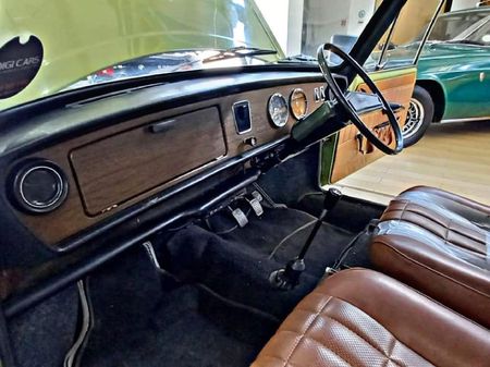 1975-Austin-Apache-A_15