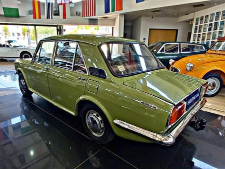 1975-Austin-Apache-A_4