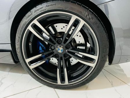 2016-BMW-M2-Coupe-Auto_13