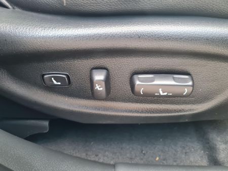 2010-Kia-Sorento-22D-4x4-Auto-7-seat_14