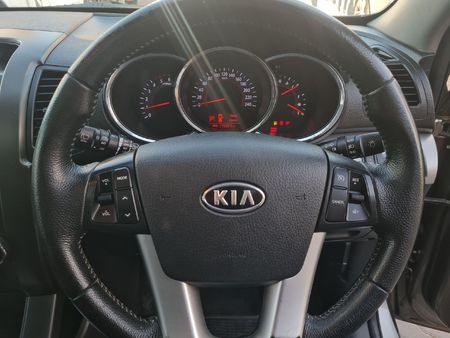 2010-Kia-Sorento-22D-4x4-Auto-7-seat_16