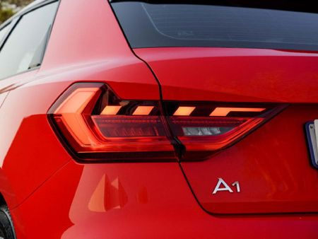 2022-Audi-A1-Sportback-10-TFSI-Auto-30-TFSI_13