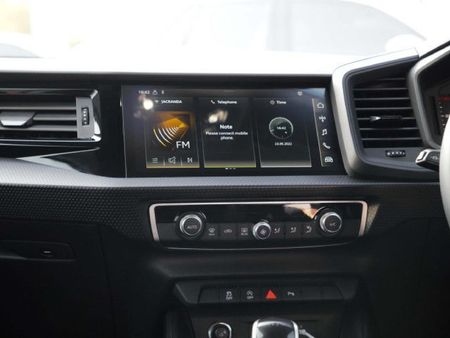 2022-Audi-A1-Sportback-10-TFSI-Auto-30-TFSI_19