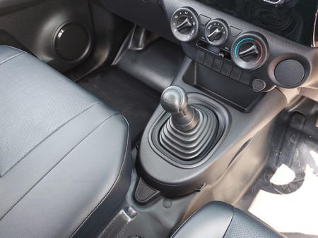 2022-Toyota-Hilux-20-VVTi-S-Single-Cab_13