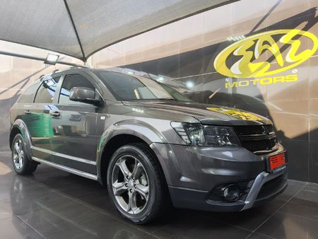 2015-Dodge-Journey-36-V6-SXT-Auto_0