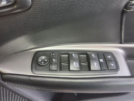 2015-Dodge-Journey-36-V6-SXT-Auto_9