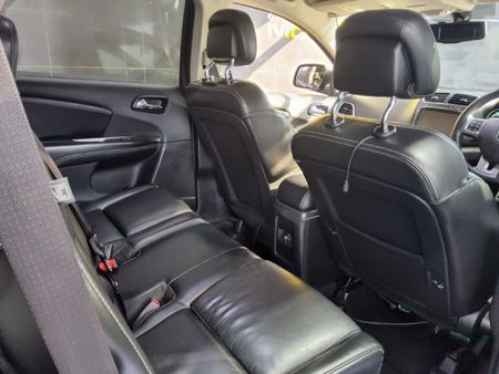 2015-Dodge-Journey-36-V6-SXT-Auto_5