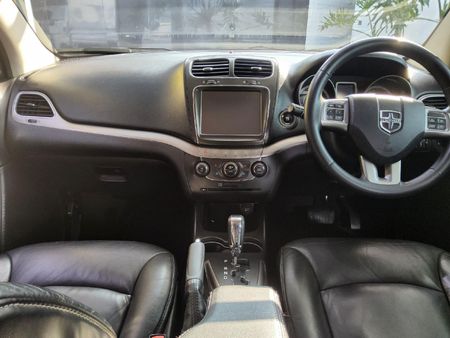 2015-Dodge-Journey-36-V6-SXT-Auto_7