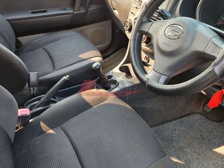 2008-Daihatsu-Terios-4x4_8