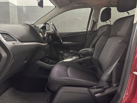2014-Dodge-Journey-36-V6-SXT-Auto_5