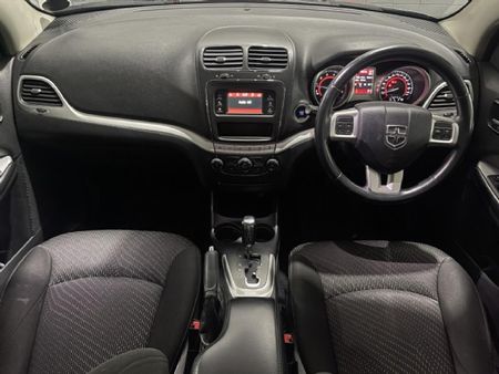 2014-Dodge-Journey-36-V6-SXT-Auto_8