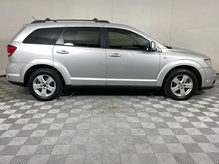 2013-Dodge-Journey-36-V6-SXT-Auto_5