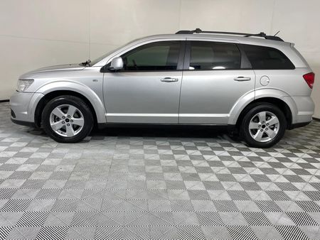 2013-Dodge-Journey-36-V6-SXT-Auto_7