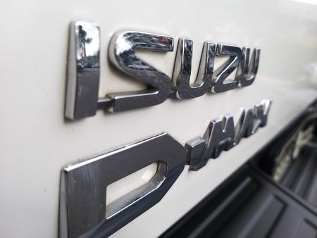 2021-Isuzu-D-Max-300-LX-Auto-Double-Cab_9