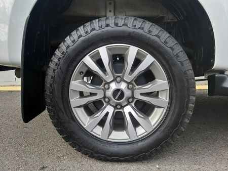 2021-Isuzu-D-Max-300-LX-Auto-Double-Cab_12