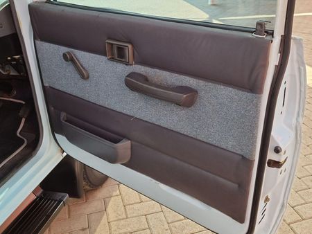 1996-Toyota-Venture-1800-64_9