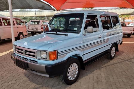1996-Toyota-Venture-1800-64_1