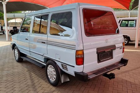 1996-Toyota-Venture-1800-64_2