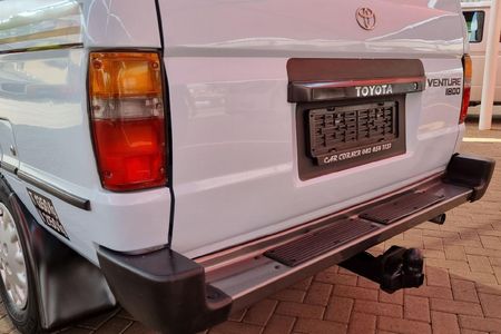 1996-Toyota-Venture-1800-64_4