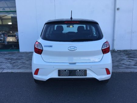 2022-Hyundai-Grand-i10-10-Fluid_3