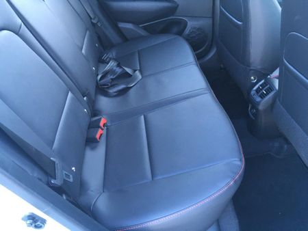 2022-Hyundai-Grand-i10-10-Fluid_5
