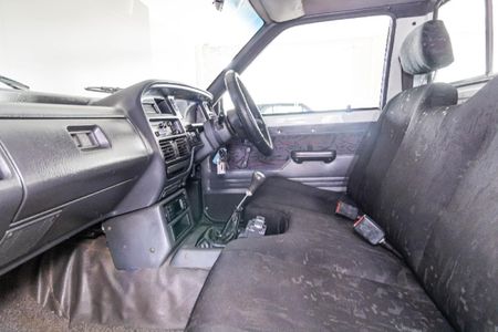 1999-Ford-Courier-2500TD-LWB_9