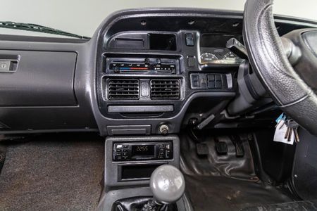 1999-Ford-Courier-2500TD-LWB_11