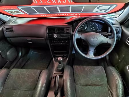 1998-Toyota-Corolla-RSi-20v_6