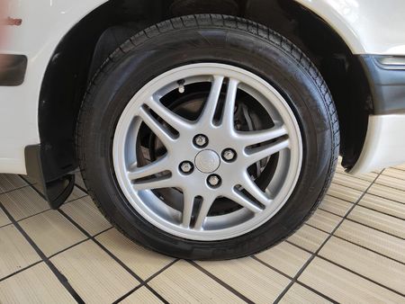 1998-Toyota-Corolla-RSi-20v_8