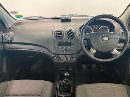 2013-Chevrolet-Aveo-16-LS_9