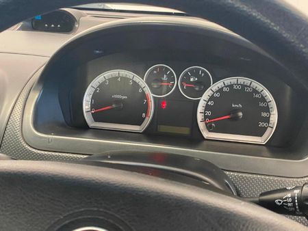 2013-Chevrolet-Aveo-16-LS_12