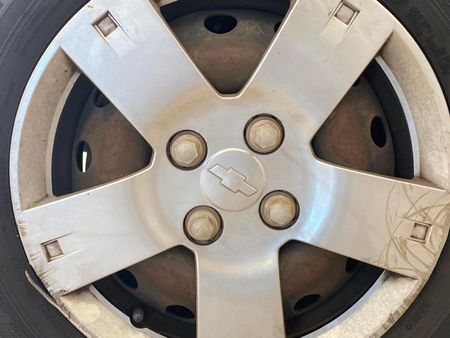2013-Chevrolet-Aveo-16-LS_19