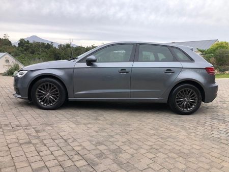 2017-Audi-A3-Sportback-14-TFSI-Auto-35-TFSI_3