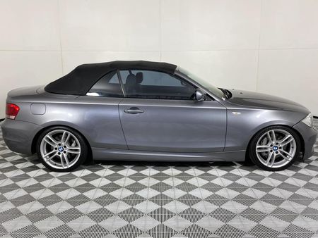 2011-BMW-1-Series-135i-Convertible-M-Sport-Auto_5
