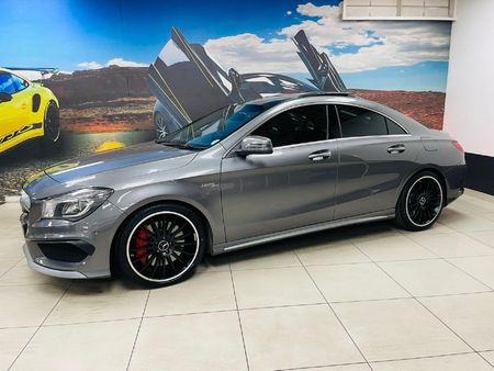 2015-Mercedes-AMG-CLA-45-AMG_9