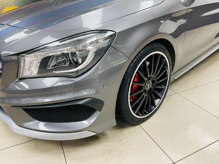 2015-Mercedes-AMG-CLA-45-AMG_6
