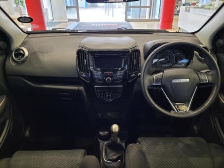 2021-Haval-H1-15-VVT_10