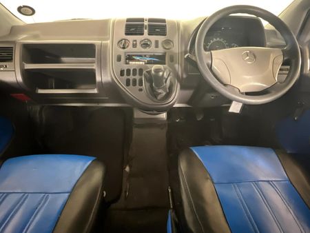 2002-Mercedes-Benz-Vito-112-CDI-Panel-Van_1