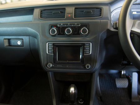 2017-Volkswagen-Caddy-4-16-TDI-75kW-SWB-Auto-Panel-Van_9