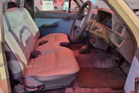 1996-Toyota-Hilux-2400-D-Raider-Single-Cab_10