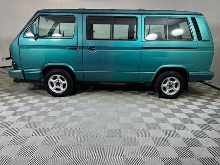 1998-Volkswagen-Caravelle-26i_7