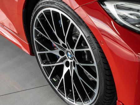2021-BMW-3-Series-330is-Edition_9