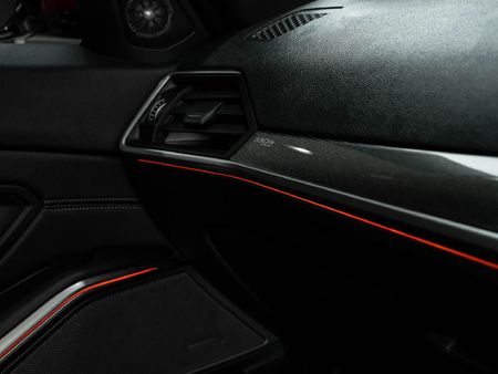 2021-BMW-3-Series-330is-Edition_14