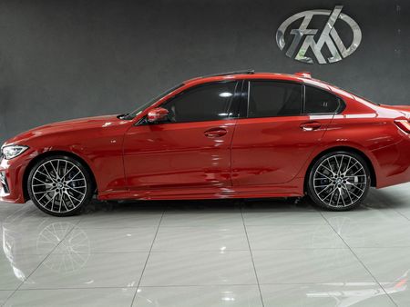 2021-BMW-3-Series-330is-Edition_4