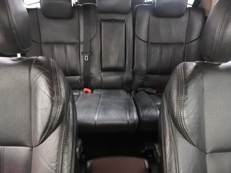 2013-Mahindra-XUV-500-22D-mHawk-7-seat-W8_17