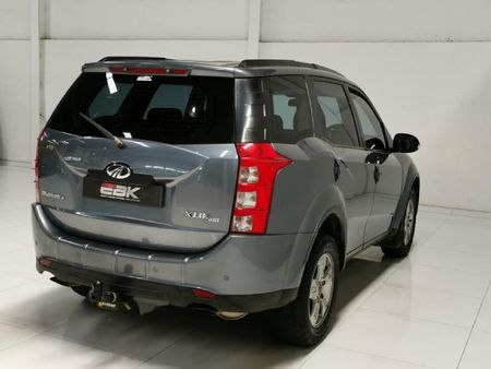 2013-Mahindra-XUV-500-22D-mHawk-7-seat-W8_7